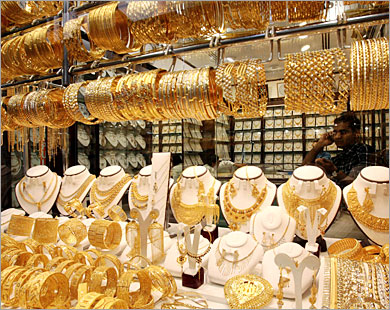 15% sales growth in the gold shops  thanks to holiday season