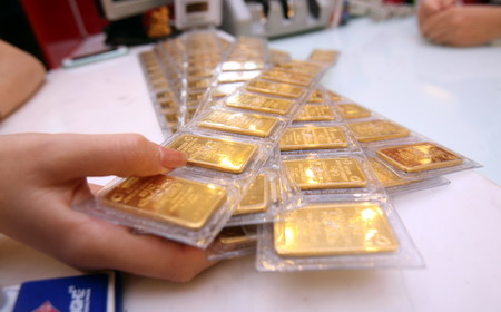 Is Selling gold reserve for market stabilization now necessary ?