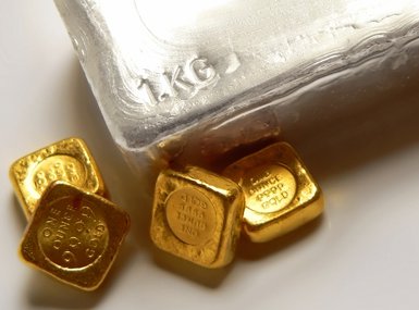 Expectations of weak gold and silver after prices tumbled this year