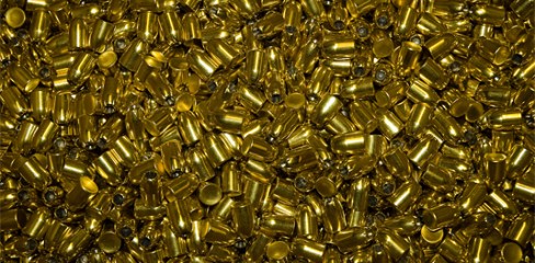 Gold loses its luster as a safe haven amid expectations constantly decline in 2014