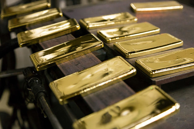 Goldrecording the highest in six weeks amid signs of rising demand