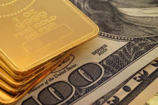 Gold fell with the rise of Wall Street and strong data for U.S. industrial production