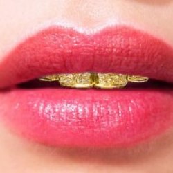 Dubai offers the most precious smile in the world made from gold and diamonds