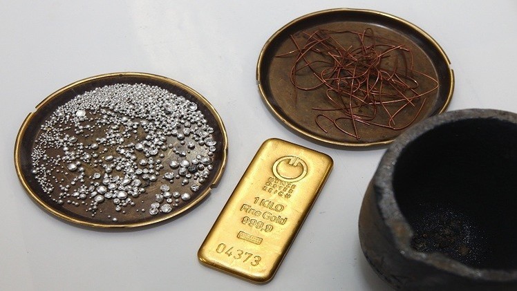 Market at record highs: Does it make gold a bad investment bet?